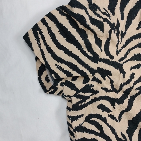 White Stage women's XL button down short sleeved top - Picture 4 of 9